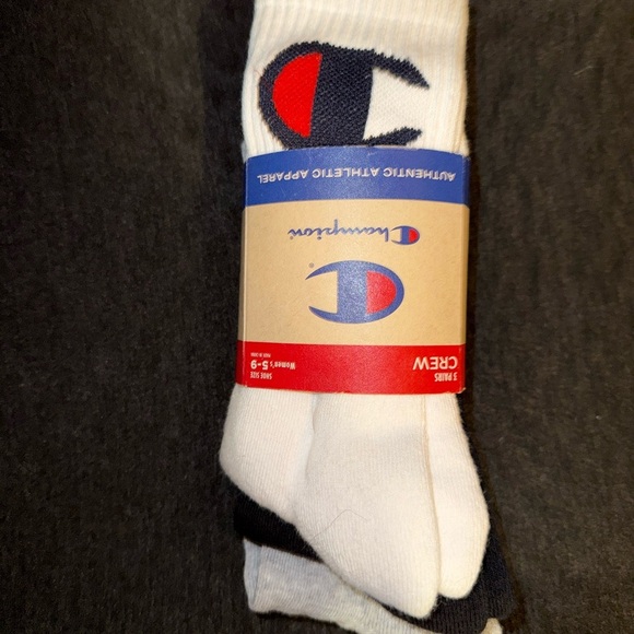 Champion Women’s Classic Crew Socks - Picture 2 of 3